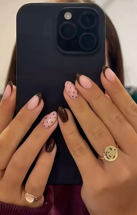 Modern neutral and brown nail design